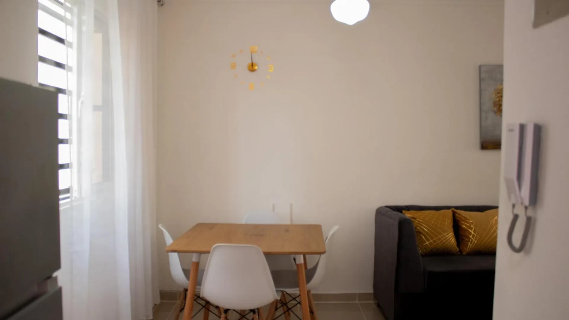 Апартаменты Apartamento Tranquilo Y Comodo Санто-Доминго